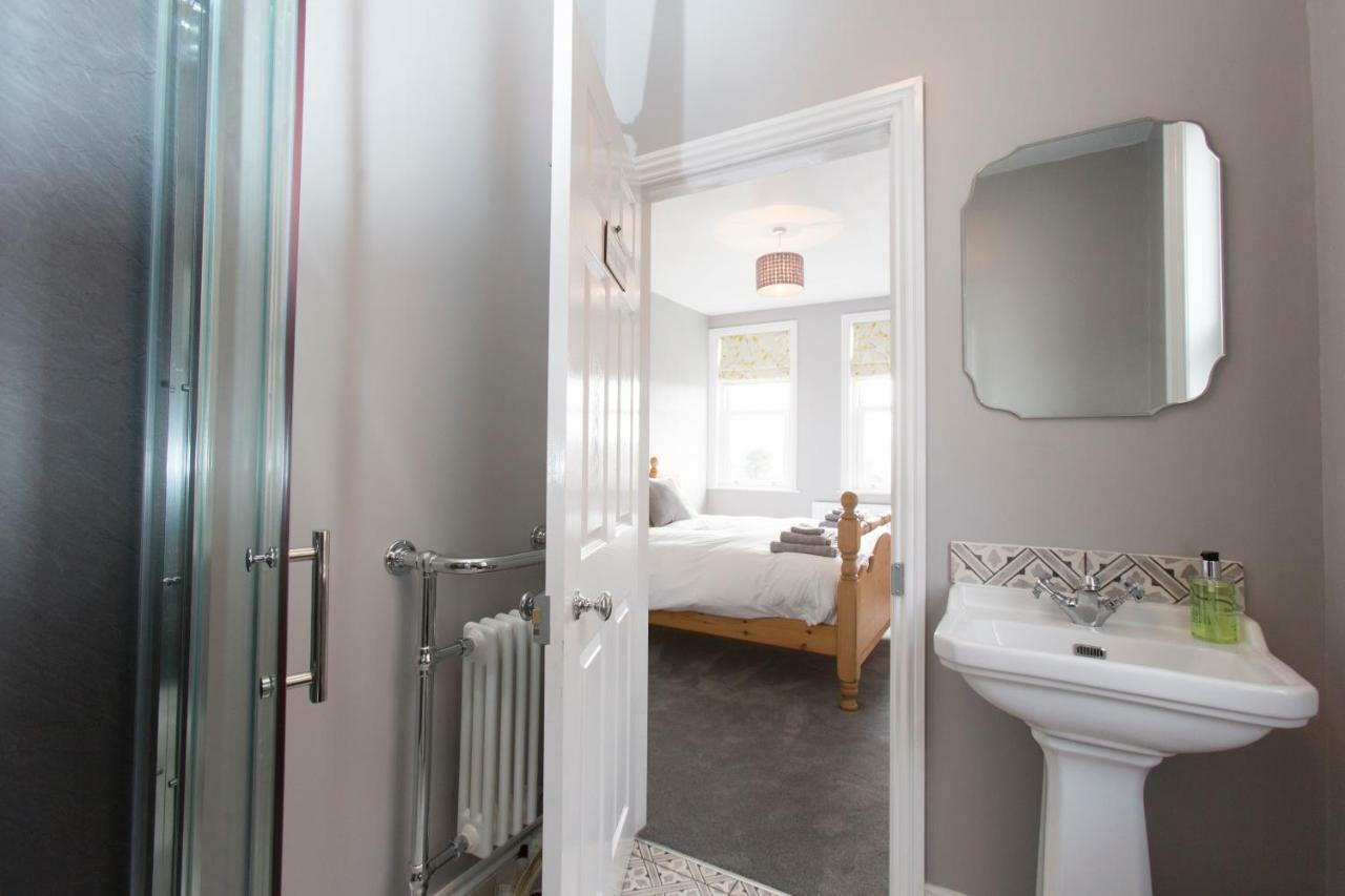 Fernleigh Bed & Breakfast Robin Hood's Bay Exterior foto